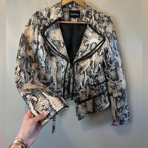 High quality, comfy, and breathable leather jacket.